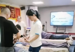 颈 肩 腰 腿推拿正骨手法康复 颈椎